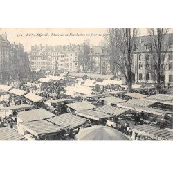 BESANCON - Place de la République un jour de Foire - très bon état