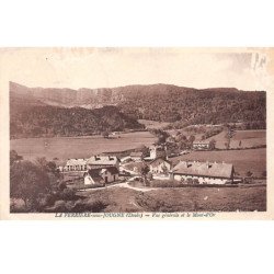 LA FERRIERE SOUS JOUGNE - Vue générale et le Mont d'Or - très bon état