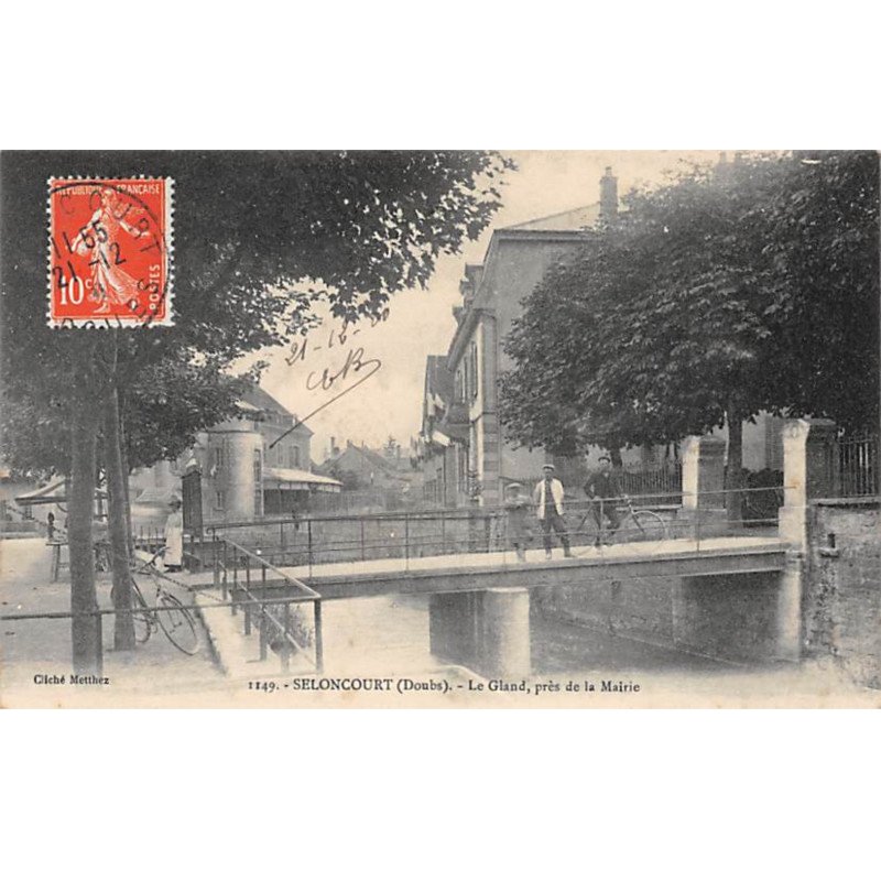 SELONCOURT - Le Gland, près de la Mairie - très bon état