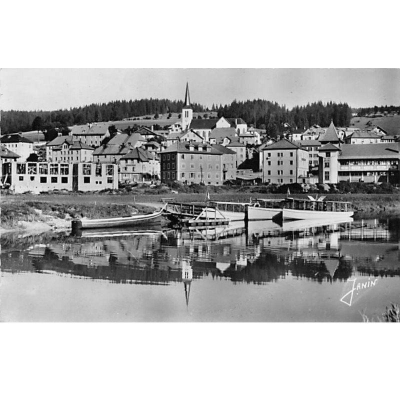 LAC OU VILLERS - L'Embarcadère de l'Union et la Flotille au repos - très bon état