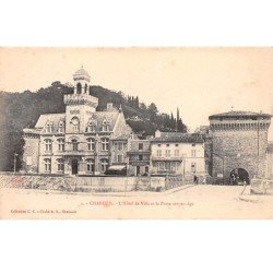 CHABEUIL - L'Hôtel de Ville et la Porte moyen Age - très bon état