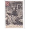 CHARTRES : Au Marché, vieille marchande - très bon état