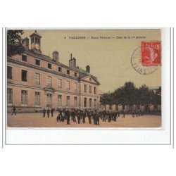 VAUJOURS - Ecole Fénelon - Cour de la 1ère Division - très bon état