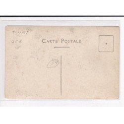 TOURS : Un édifice partiellement Détruit, "A la Pyramide" - très bon état