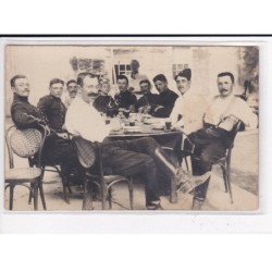 SALLES : Militaires, Lot de 8 cartes postales - très bon état