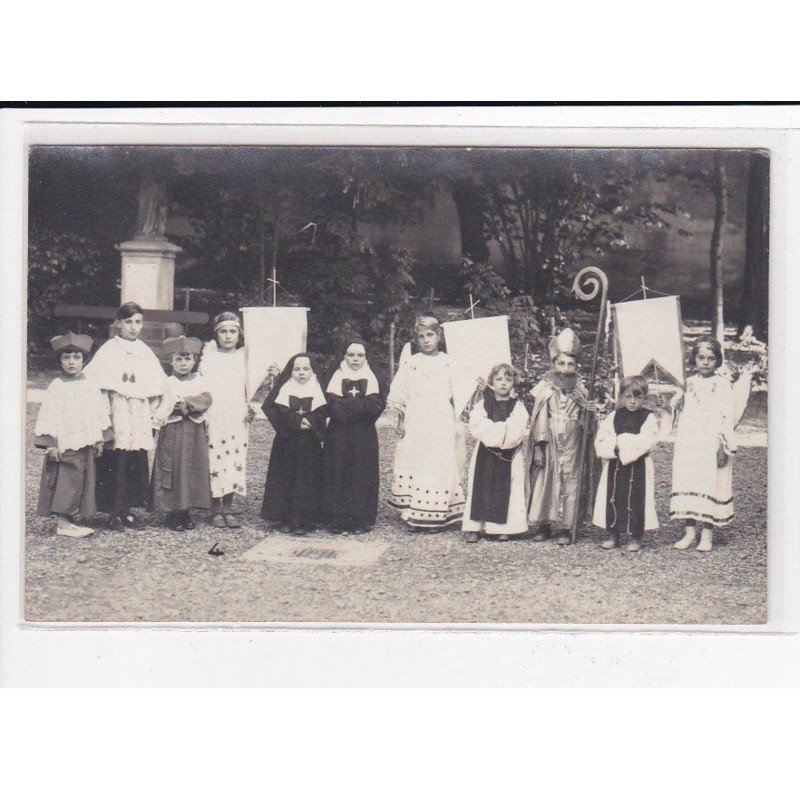 Pièce de théâtre jouée par des enfants - très bon état