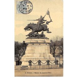 CHINON - Statue de Jeanne d'Arc - très bon état