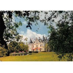 MONTBAZON - Relais de Campagne - Domaine de la Tortinière, Hôtel Résidence - très bon état