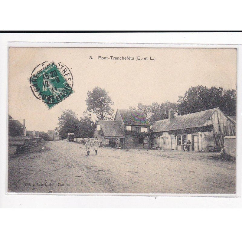 PONT-TRANCHEFETU : Vue du Village - très bon état