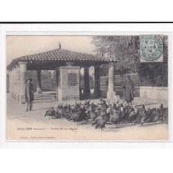 IZON : Place de la Halle - très bon état