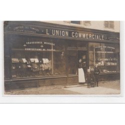 L'ISLE ADAM : carte photo de magasin de """"l'Union Commerciale"""" chaussures - mercerie - vins (comptoir des familles)
