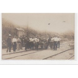 Carte photo d'un accident de chemin de fer vers 1910 (a localiser) - très bon état