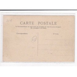 PUY-GUILLAUME : La Grande Rue - très bon état