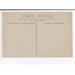 PORTZ-EVEN : Une veuve de Pêcheur Islandais à la Croix des Veuves, C.M.C.B - très bon état