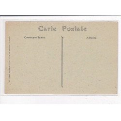 Habitants du LEON en costumes de fête, C.M.C.B - très bon état