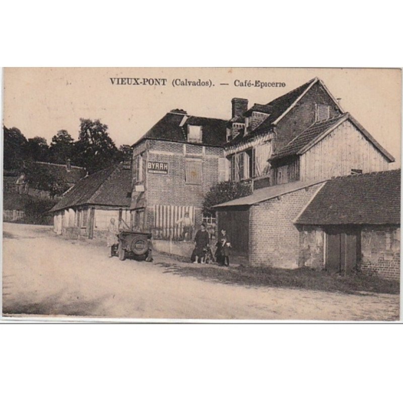 VIEUX PONT : le café-épicerie - très bon état