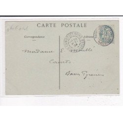 ROCHEFORT EN TERRE : Une célébrité, la Petite Mère de Bois devant sa maison, C.M.C.B - état