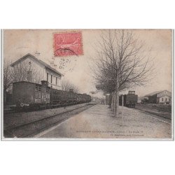 TOURNON SAINT MARTIN : la gare - bon état (un coin plié)