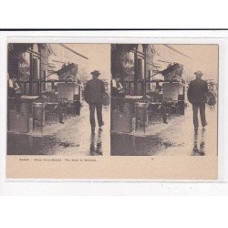 PARIS : Place Saint-Michel, vin doux et Marrons - très bon état