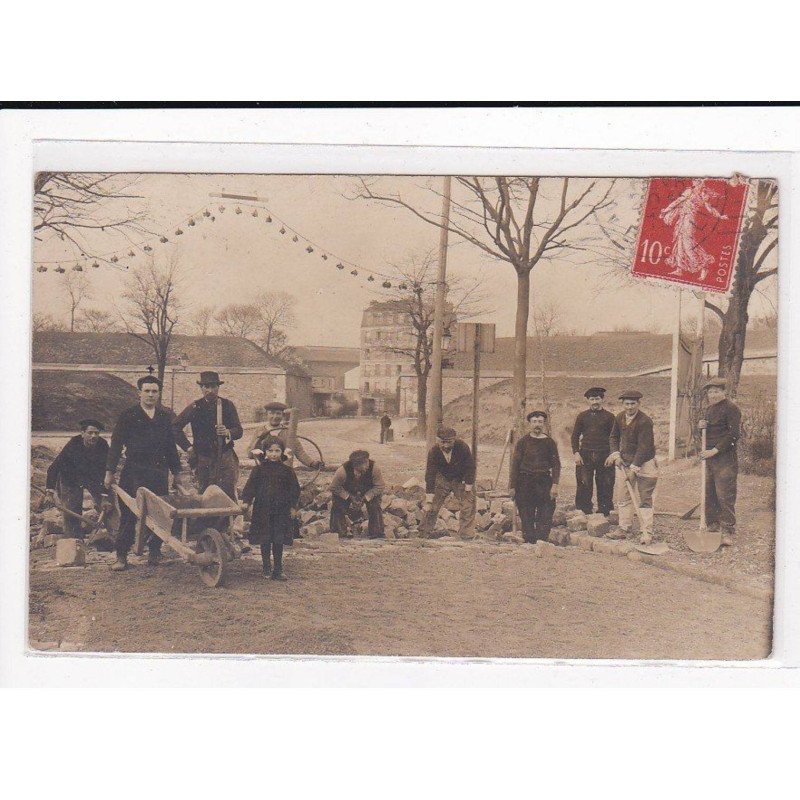 PARIS : Porte de Paris, Pose des Pavés, Pavage - très bon état