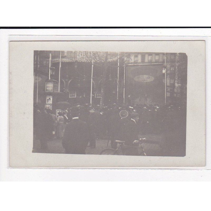 PARIS : Fête Foraine, Baraque du Dompteur Juliano - très bon état