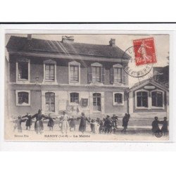 NANDY : La mairie - état