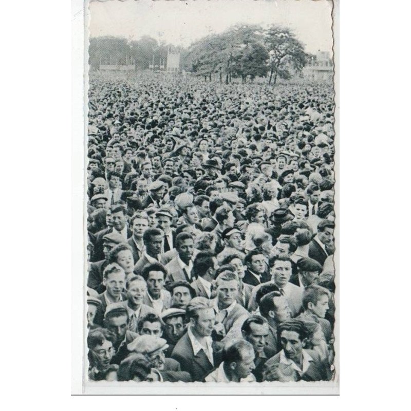 VINCENNES - Fête de l'Humanité au bois de Vincennes - très bon état