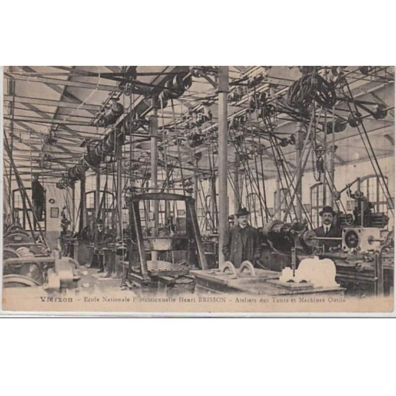 VIERZON : école nationale professionnelle Henri BRISSON - atelier des tours et machine outils - très bon état