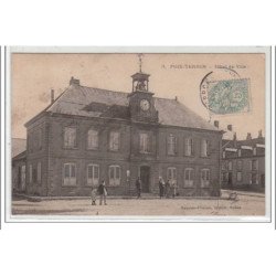 POIX -TERRON : hôtel de ville - très bon état