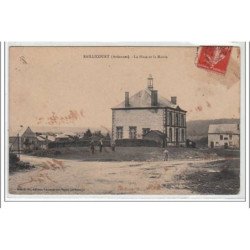 RAILLICOURT : la place et la mairie - état