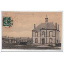RAILLICOURT : mairie et la place - état