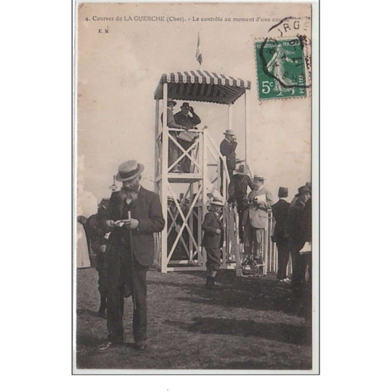 LA GUERCHE : les courses hippiques - le contrôle au moment d'une course - bon état (légère éraflure à gauche de la carte