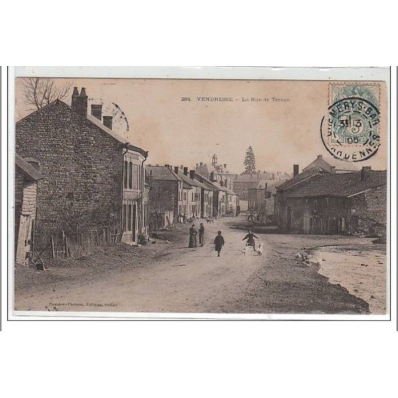 VENDRESSE - la rue de Terron - très bon état
