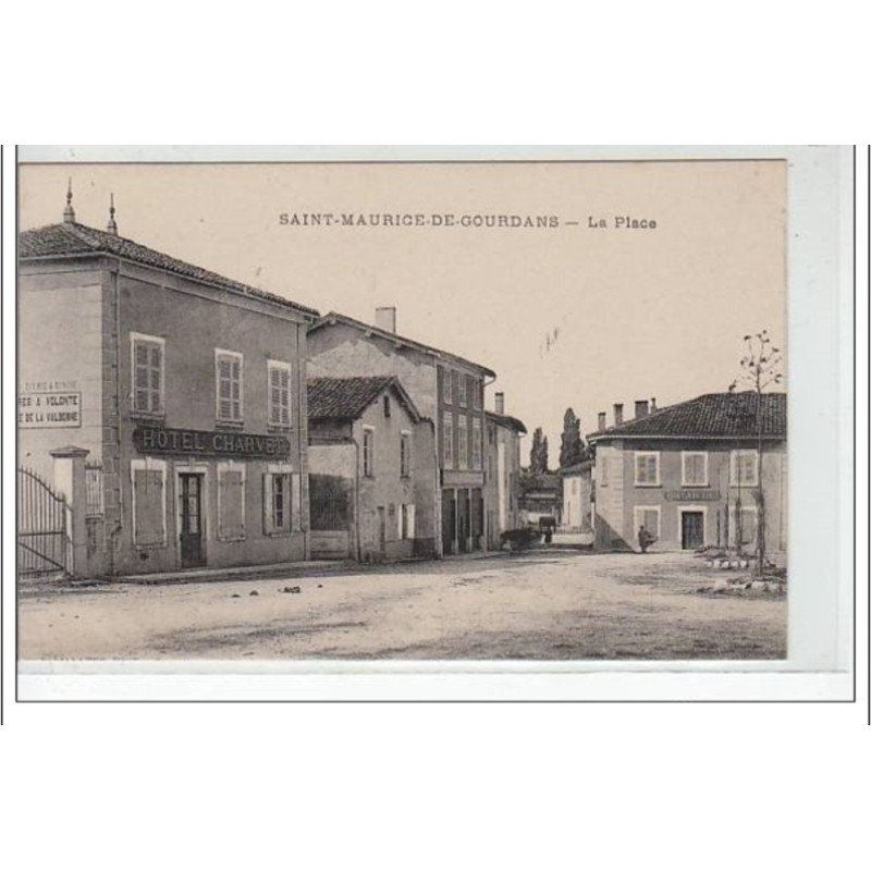 SAINT MAURICE DE GOURDANS - La place - très bon état