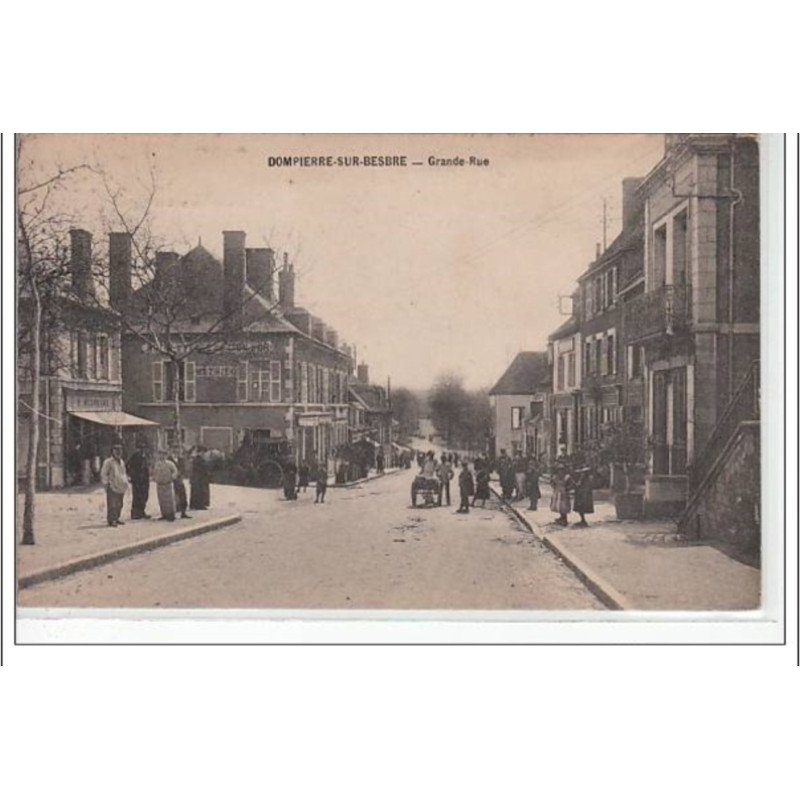 DOMPIERRE SUR BRESBE - Grande Rue - très bon état