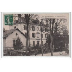 LE LOUZAC : la maison d'école - (erreur de légende) - très bon état