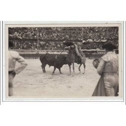 NIMES : corrida le 16 mai '37 - suerte devaras - une bonne pique - CARTE PHOTO - très bon état