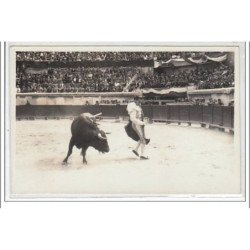 NIMES : corrida le 16 mai '37 - un """"remate"""" de Ortega - CARTE PHOTO - très bon état