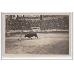 NIMES : corrida 4 octobre 36 - bienvenida pose les banderilles """"de frente"""" - CARTE PHOTO - très bon état