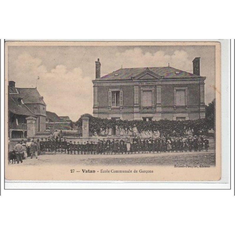 VATAN - Ecole communale de garçons - très bon état