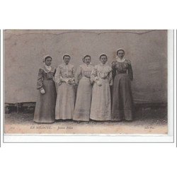 EN SOLOGNE - Jeunes Filles - très bon état