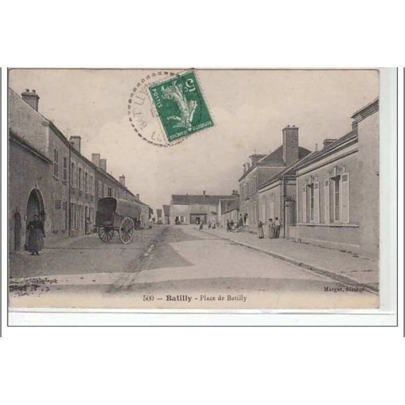 BATILLY - Place de Batilly - très bon état
