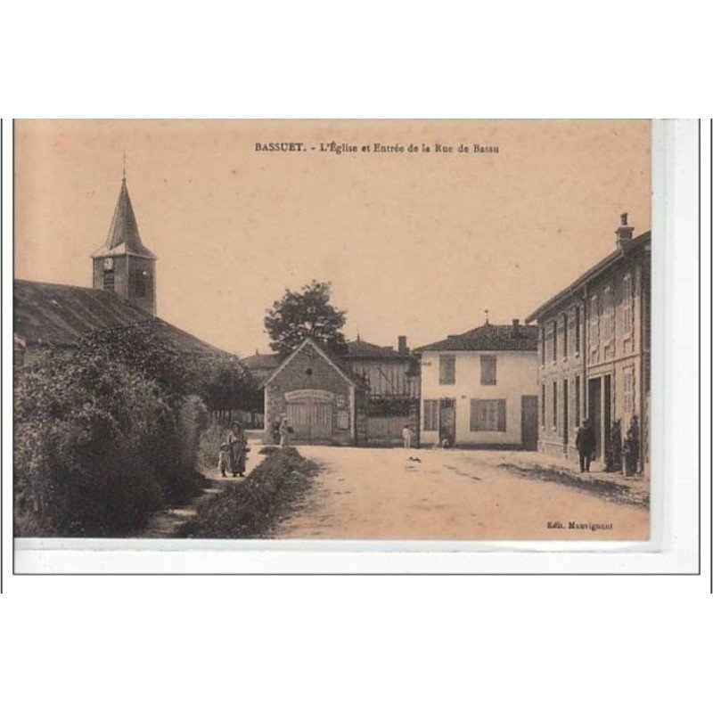 BASSUET - l'église et entrée de la rue de Bassu - très bon état