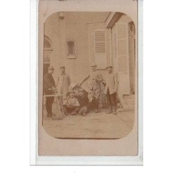 REIMS - CARTE PHOTO - soldats - très bon état