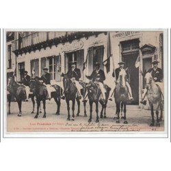LES PYRENEES : guides luchonais - très bon état