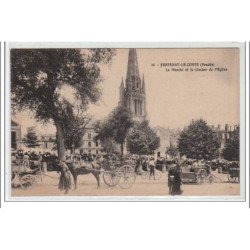 FONTENAY LE COMTE : le marché et le clocher de l'église - très bon état