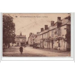 LES GRANDS-CHEZEAUX : la place - état