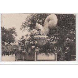 BAYONNE  : carte photo (fête vers 1920-30) photo Ouvrard à Biarritz - bon état (un léger pli d'angle)