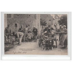 SCENES DE LA VIE NORMANDE : la voiture a chiens des marchands de moules - très bon état