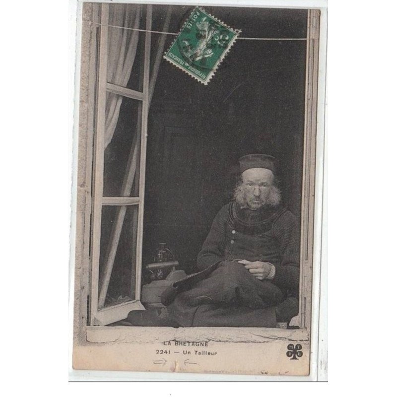 LA BRETAGNE : un tailleur - état